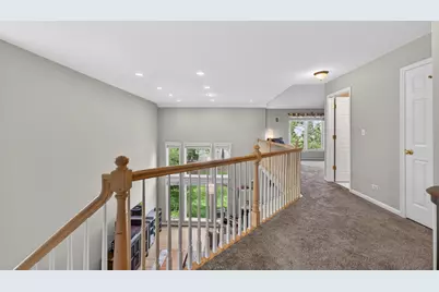 1051 W Sutton Court, Palatine, IL 60067 - Photo 18
