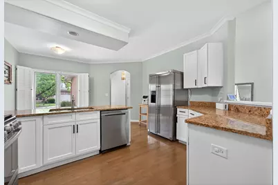 1051 W Sutton Court, Palatine, IL 60067 - Photo 12