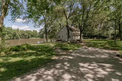 5321 320th Street, Hinsdale, IL 61257 - Photo 2