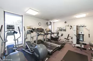 5701 N Sheridan Rd, Chicago, IL 60660 - Photo 14