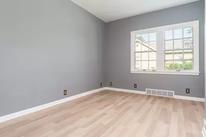 2807 Yonge Street, Rockford, IL 61101 - Photo 28