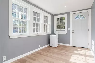 2807 Yonge Street, Rockford, IL 61101 - Photo 10