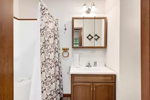 449 Arbor Ave, West Chicago, IL 60185 - Photo 14