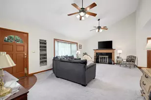 449 Arbor Ave, West Chicago, IL 60185 - Photo 4