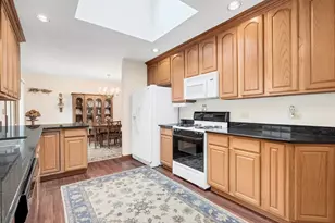 449 Arbor Ave, West Chicago, IL 60185 - Photo 12