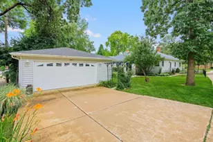 449 Arbor Ave, West Chicago, IL 60185 - Photo 34