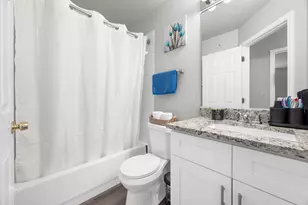 2171 Lake Ridge Dr, Glendale Heights, IL 60139 - Photo 12
