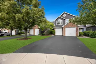 2171 Lake Ridge Dr, Glendale Heights, IL 60139 - Photo 1
