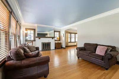 816 Paris Avenue, Rockford, IL 61107 - Photo 4