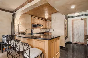 195 N Harbor Dr, Chicago, IL 60601 - Photo 8
