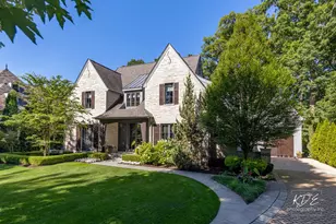 465 White Oak Dr, Naperville, IL 60540 - Photo 8