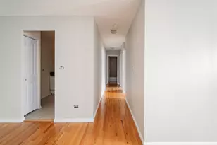 541 W Oakdale Ave, Chicago, IL 60657 - Photo 4