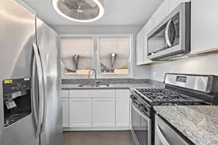 9211 S Cottage Grove Ave, Chicago, IL 60619 - Photo 4