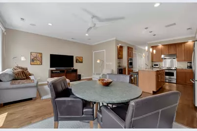 1727 W Peterson Avenue, Chicago, IL 60660 - Photo 24