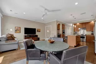 1727 W Peterson Ave, Chicago, IL 60660 - Photo 24