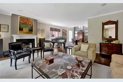 1727 W Peterson Avenue, Chicago, IL 60660 - Photo 8