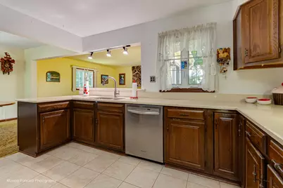 8807 Beechnut Road, Hickory Hills, IL 60457 - Photo 8