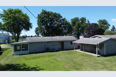625 W Blue Street, Sheldon, IL 60966 - Photo 4