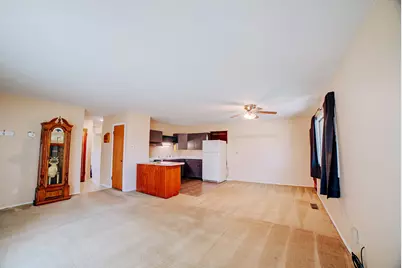 625 W Blue Street, Sheldon, IL 60966 - Photo 10