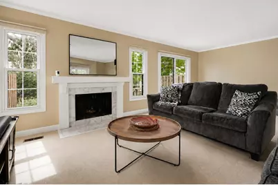 1150 Oakview Drive, Wheaton, IL 60187 - Photo 10