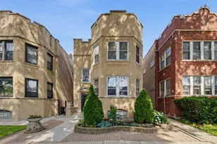 5725 N Artesian Ave, Chicago, IL 60659 - Photo 2
