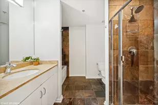 125 S Green St, Chicago, IL 60607 - Photo 10
