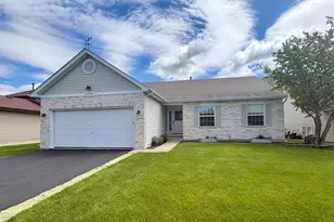 3150 Montrose Dr, Lake in the Hills, IL 60156 - Photo 1