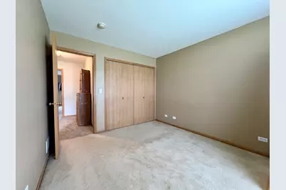 3150 Montrose Drive, Lake in the Hills, IL 60156 - Photo 12