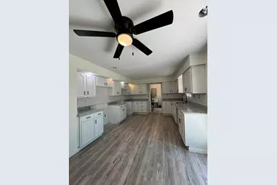 3100 Harris Drive, Joliet, IL 60431 - Photo 10
