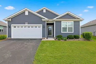 1155 Heritage Ct, Pingree Grove, IL 60140 - Photo 1