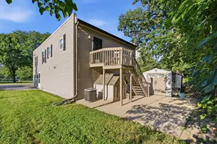 769 Parker Ave, Aurora, IL 60505 - Photo 4