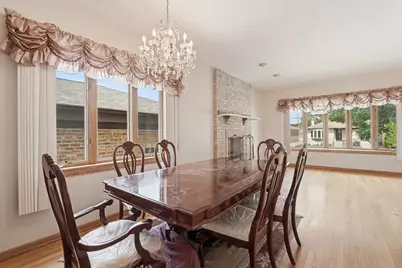 4818 N Sayre Avenue, Chicago, IL 60656 - Photo 6