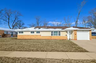 76 Winslow St, Park Forest, IL 60466 - Photo 1