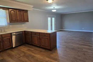 110 Grayson Rd, Eldorado, IL 62930 - Photo 14