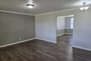 110 Grayson Rd, Eldorado, IL 62930 - Photo 10