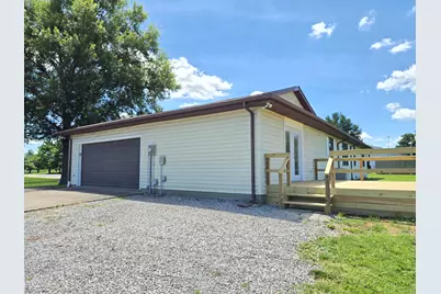 110 Grayson Road, Eldorado, IL 62930 - Photo 6