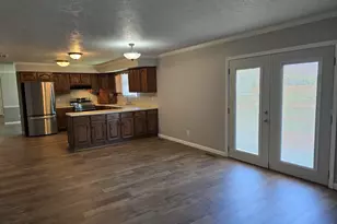 110 Grayson Rd, Eldorado, IL 62930 - Photo 18