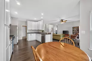 336 E Cloverlane Dr, Sycamore, IL 60178 - Photo 18