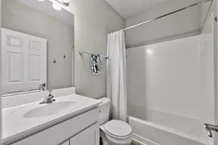 336 E Cloverlane Dr, Sycamore, IL 60178 - Photo 28