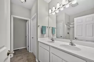336 E Cloverlane Dr, Sycamore, IL 60178 - Photo 24
