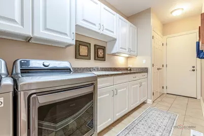2232 Walters Avenue, Northbrook, IL 60062 - Photo 14