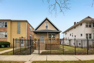 5718 W Superior St, Chicago, IL 60644 - Photo 1