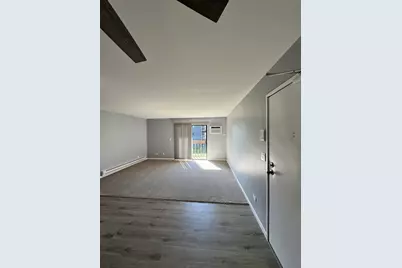633 Virginia Road #214, Crystal Lake, IL 60014 - Photo 2