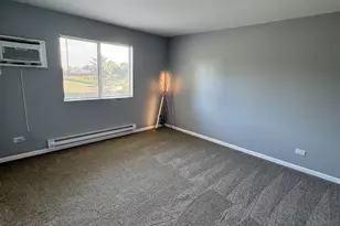 633 Virginia Rd, Crystal Lake, IL 60014 - Photo 8