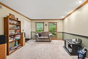 109 S Canyon Dr, Bolingbrook, IL 60490 - Photo 8