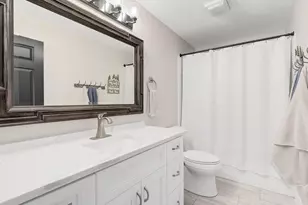 324 Turnberry Ln, Glen Ellyn, IL 60137 - Photo 22