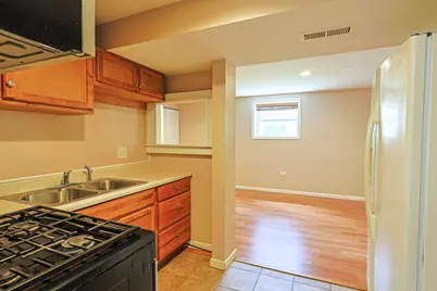 1412 Windsor Circle, Carpentersville, IL 60110 - Photo 20