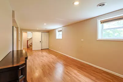 1412 Windsor Circle, Carpentersville, IL 60110 - Photo 16