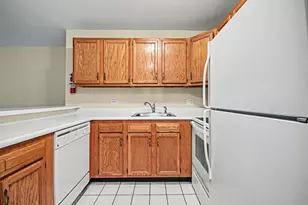 1833 Four Lakes Ave, Lisle, IL 60532 - Photo 8