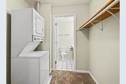 1833 Four Lakes Avenue #2D, Lisle, IL 60532 - Photo 10